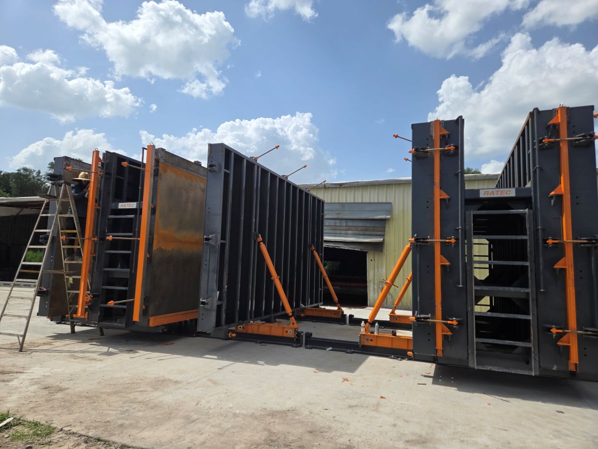 Batterieschalungen für die flexible Fertigteilproduktion in Florida